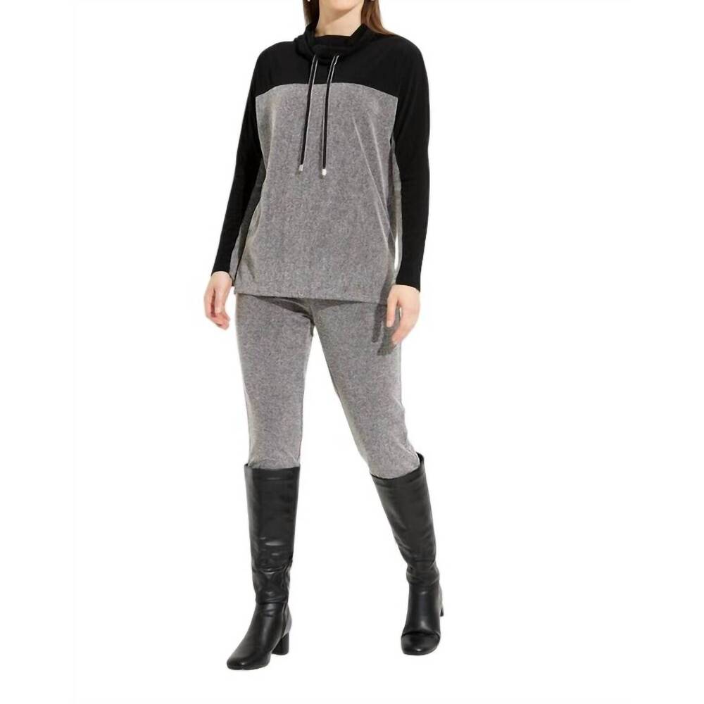 NEW JOSEPH RIBKOFF matching pant and top set in black/off white